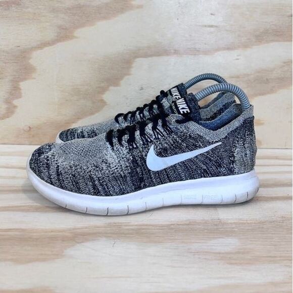 Nike - Free RN Flyknit - Running Shoes -Black/White - Women's - 7.5 - 880844-003 - Picture 3 of 9